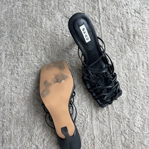 NAKD heels - Picture 3 of 4